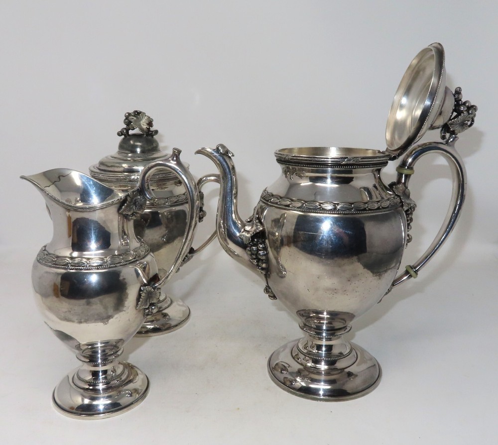 Beautiful Grape & Leaf Reed & Barton Silver Plated 3 piece Tea Set marked 1950
