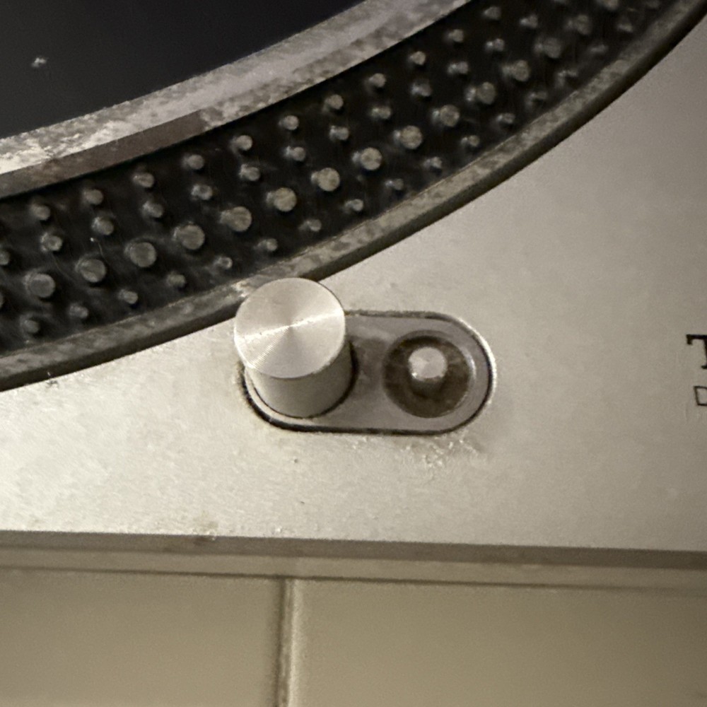 Technics SL-1200MK2 Direct Drive Turntable System, Silver