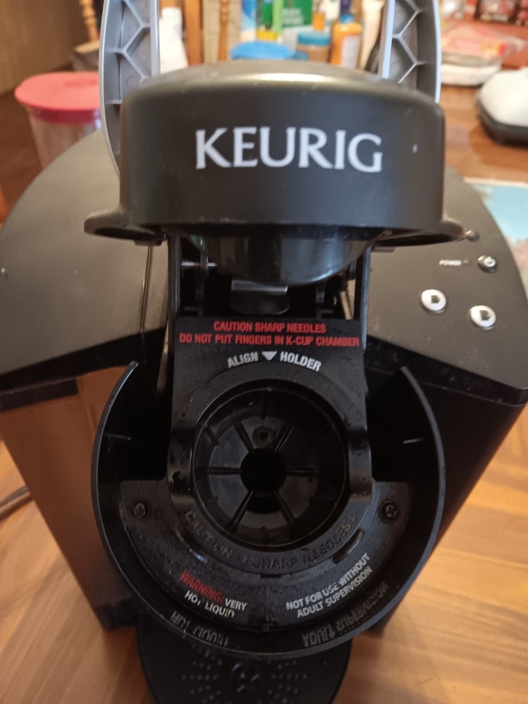 Keurig Single Cup Brewing System Coffee Maker Model B40 TESTED