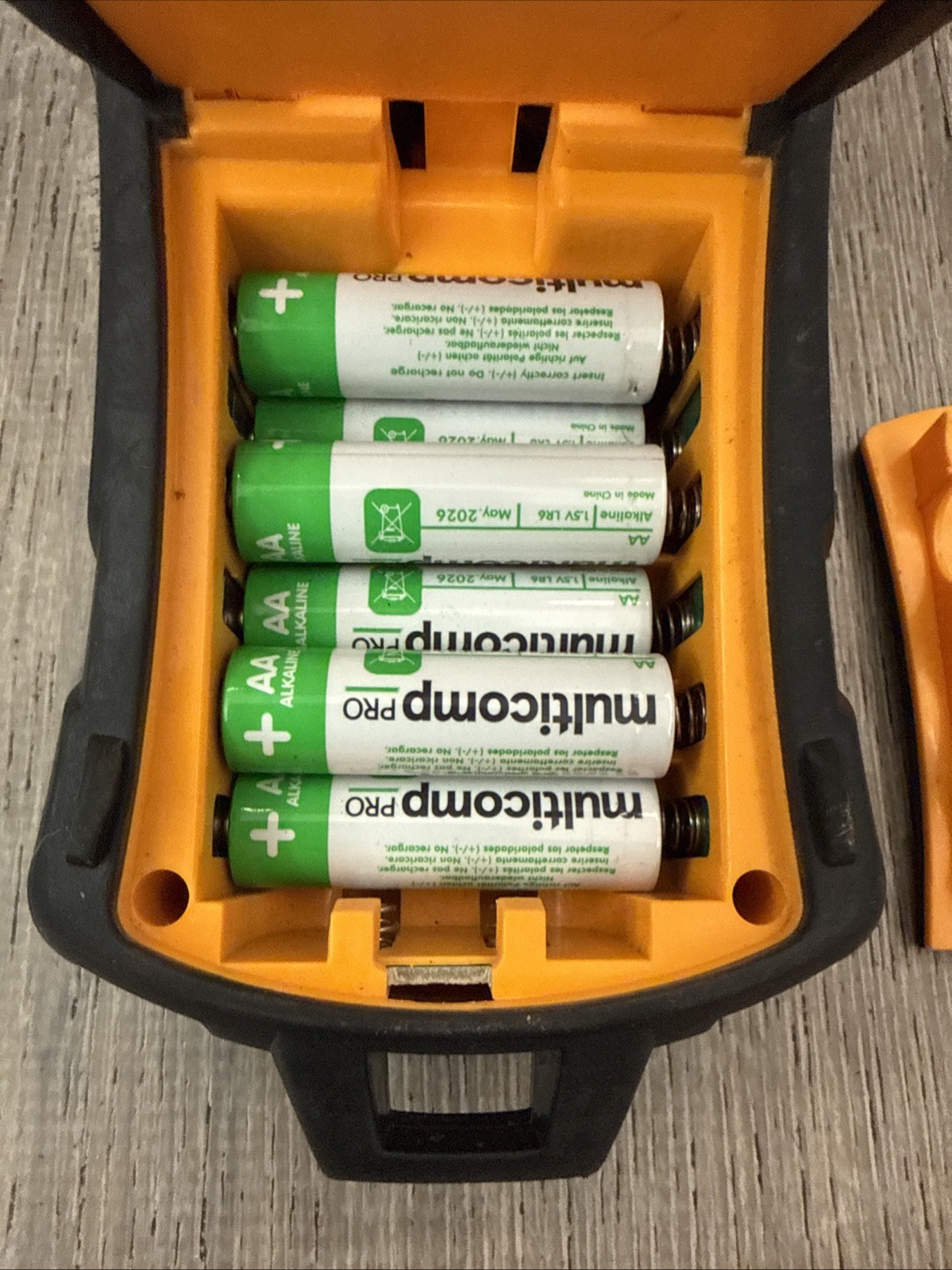 DYMO Rhino 5200 Industrial Label Maker - Black/Yellow