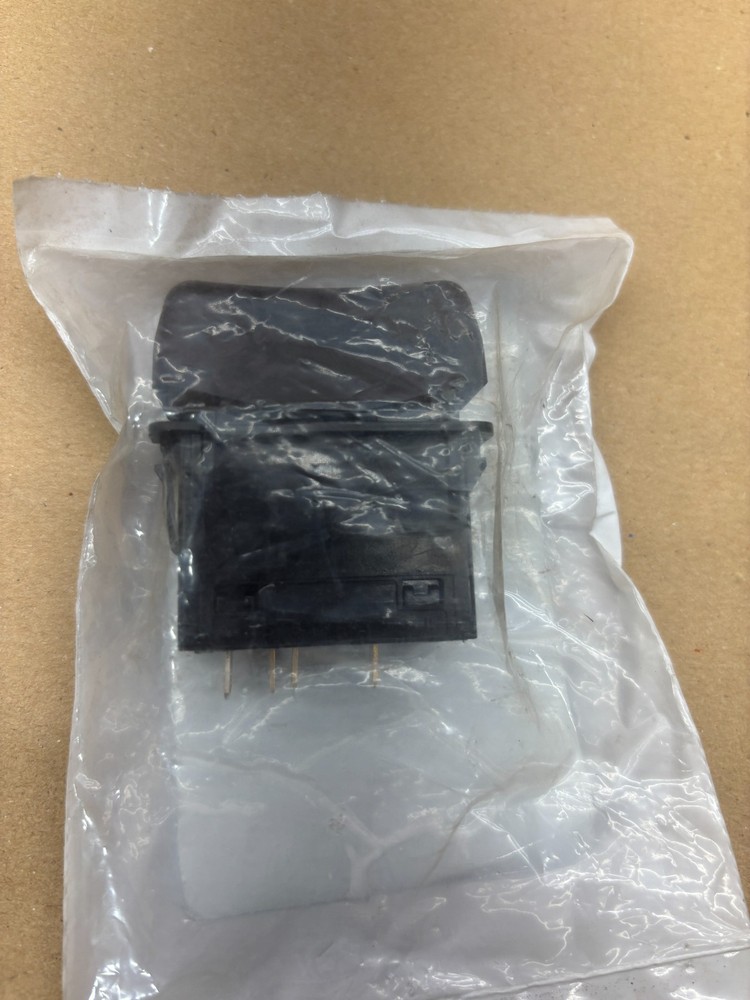 Genuine OEM Volvo 20470629 Rocker Switch