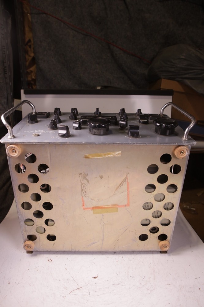 Stewart-Warner R-390a/URR Communication Receiver