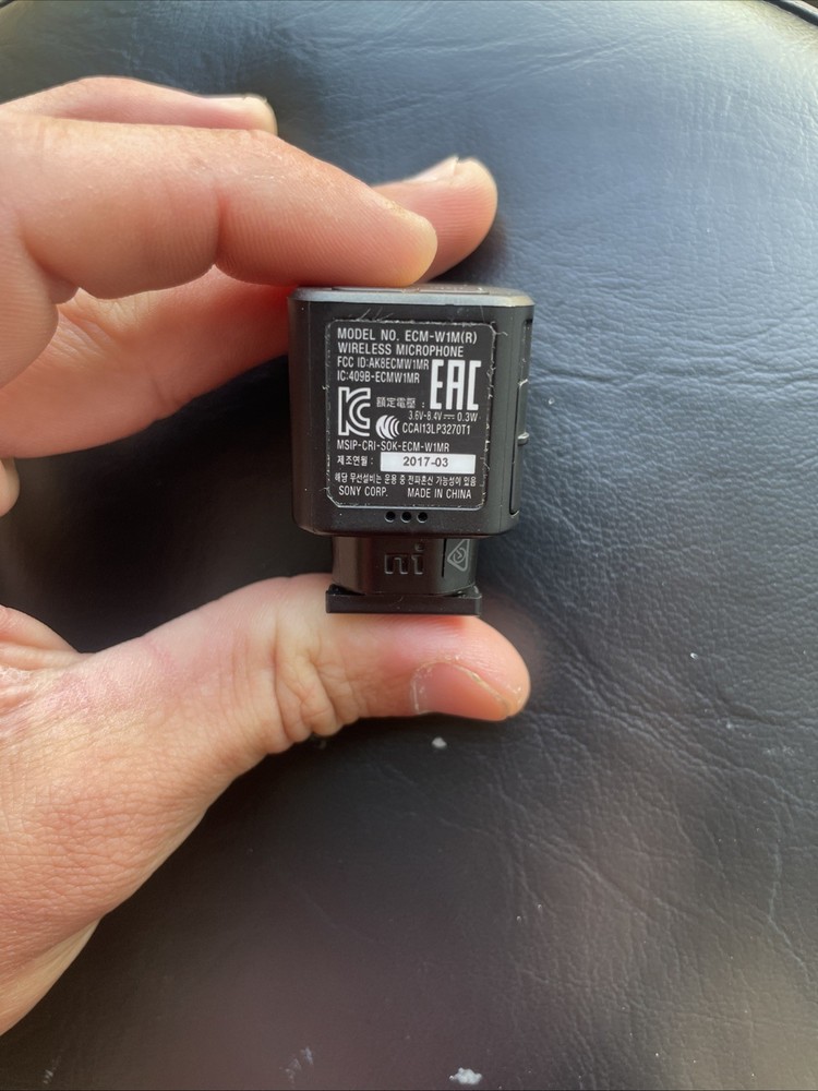 SONY Bluetooth Wireless Microphone ECM-W1M For Sony Cameras With Multi-Interface