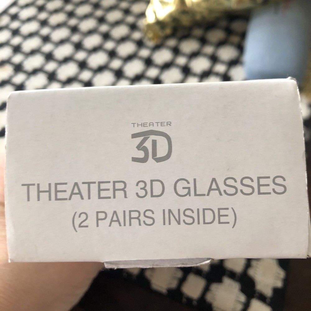 New VIZIO Theater 3D GLASSES 2 Pair