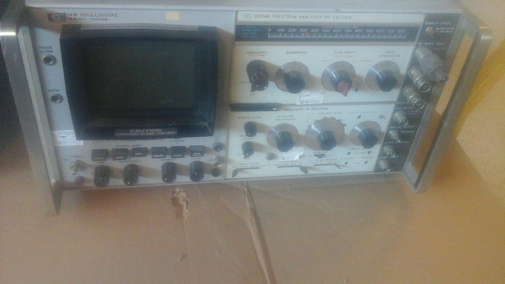Display Section / RF & IF Spectrum Analyzers  - HP 141B /  8552B