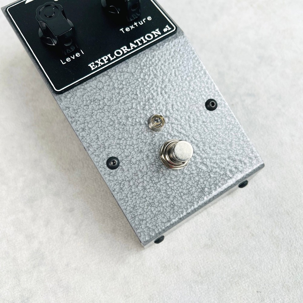 Fish Circuits Exploration #1 Fuzzstortion Pedal - Silver