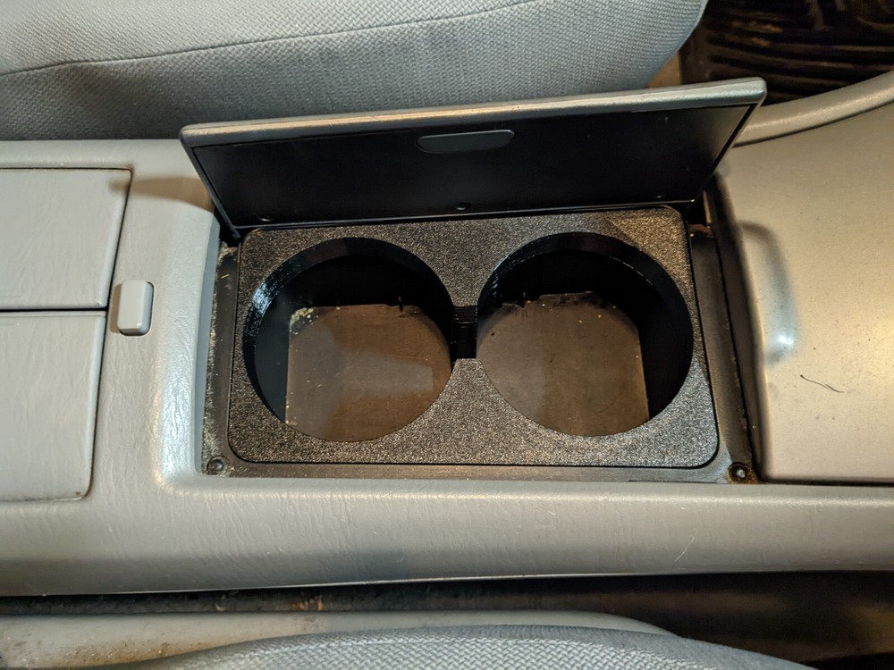 '01 - '07 Toyota Highlander Cupholder