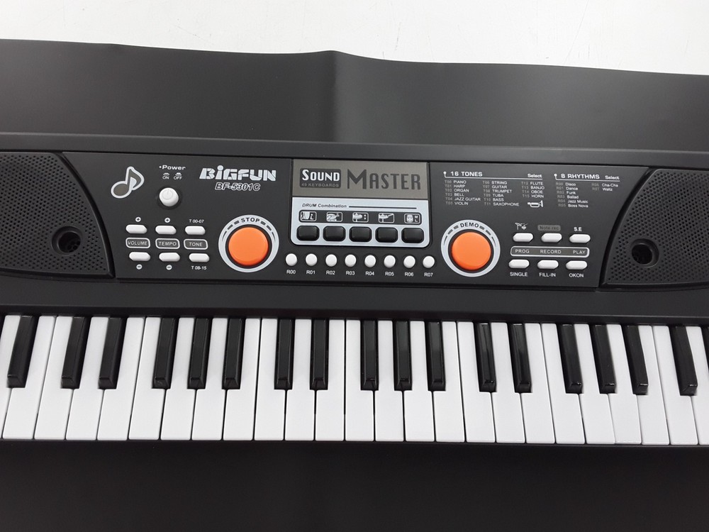 Big Fun - Electronic Keyboard- 49 Keys- rechargeable