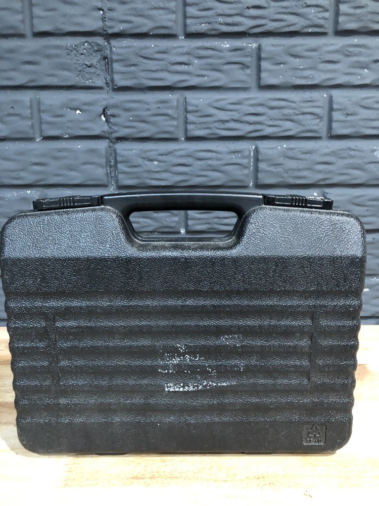 GEM TECH GTLD REFRIGERANT LEAK DETECTOR WITH A CASE
