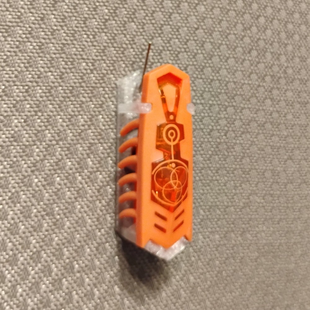 Display stand compatible with Hexbug Nano V1