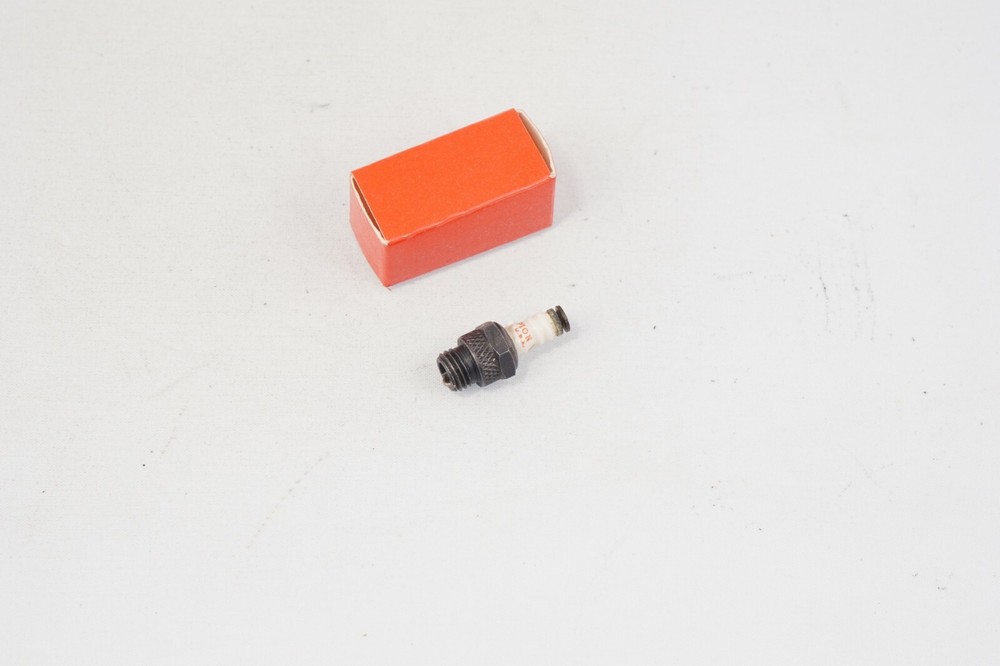 Candles for Vintage 2-4 Stroke Engines Model Making