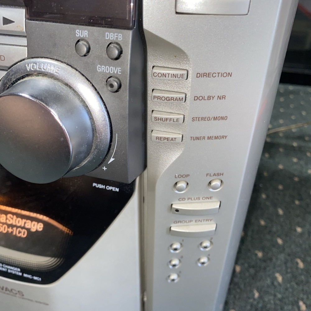 Sony CD Changer Stereo System Dual Cassette Dolby NR Auto Reverse Silver