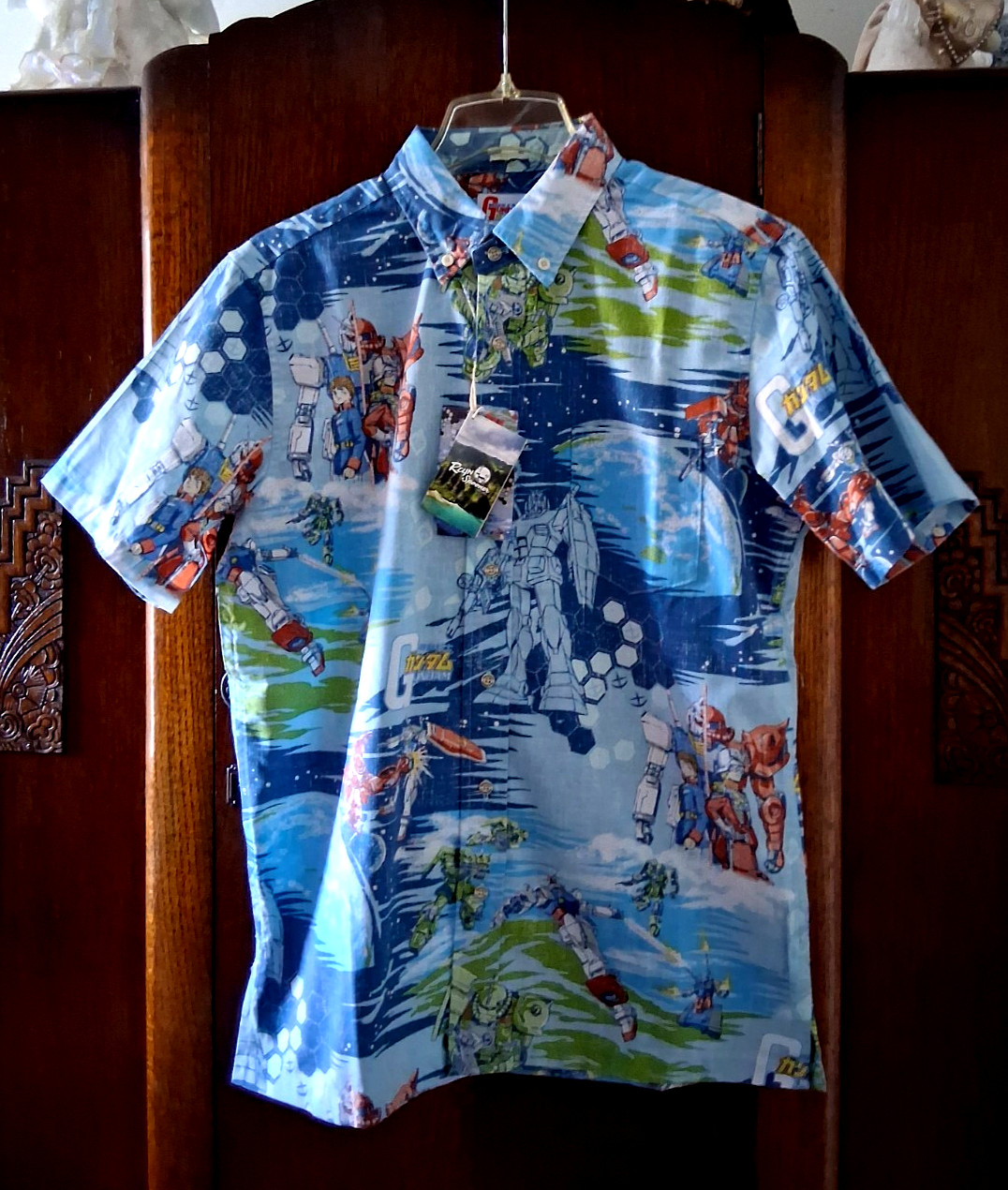 Reyn Spooner Mobile Suit Gundam Men's Sky Button Shirt NWT