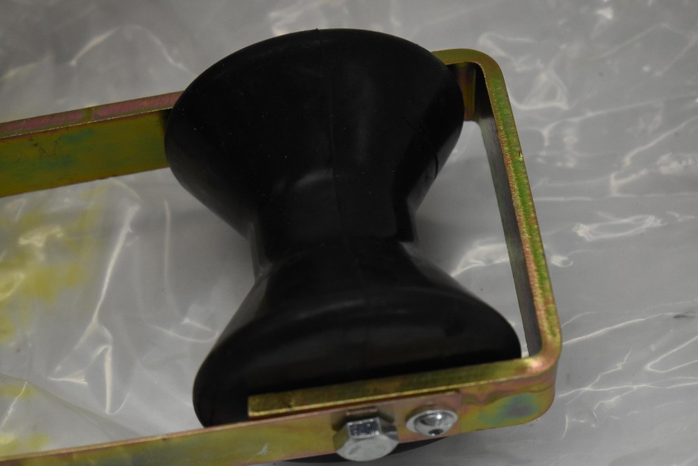 Boat Trailer Bow Roller Bracket Assembly Rubber V-Style 8 Inch Black Galvanized