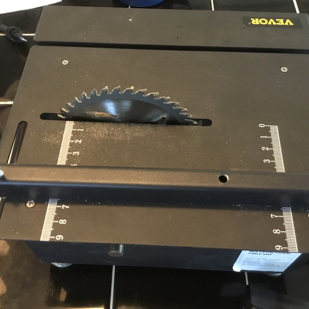 VEVOR Mini Table Saw for Crafts Multifunctional USED