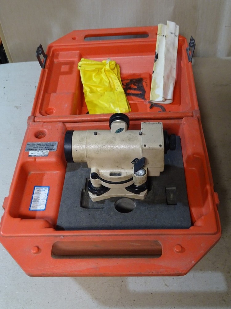 David White Automatic Level w/ Case , AL8-22M