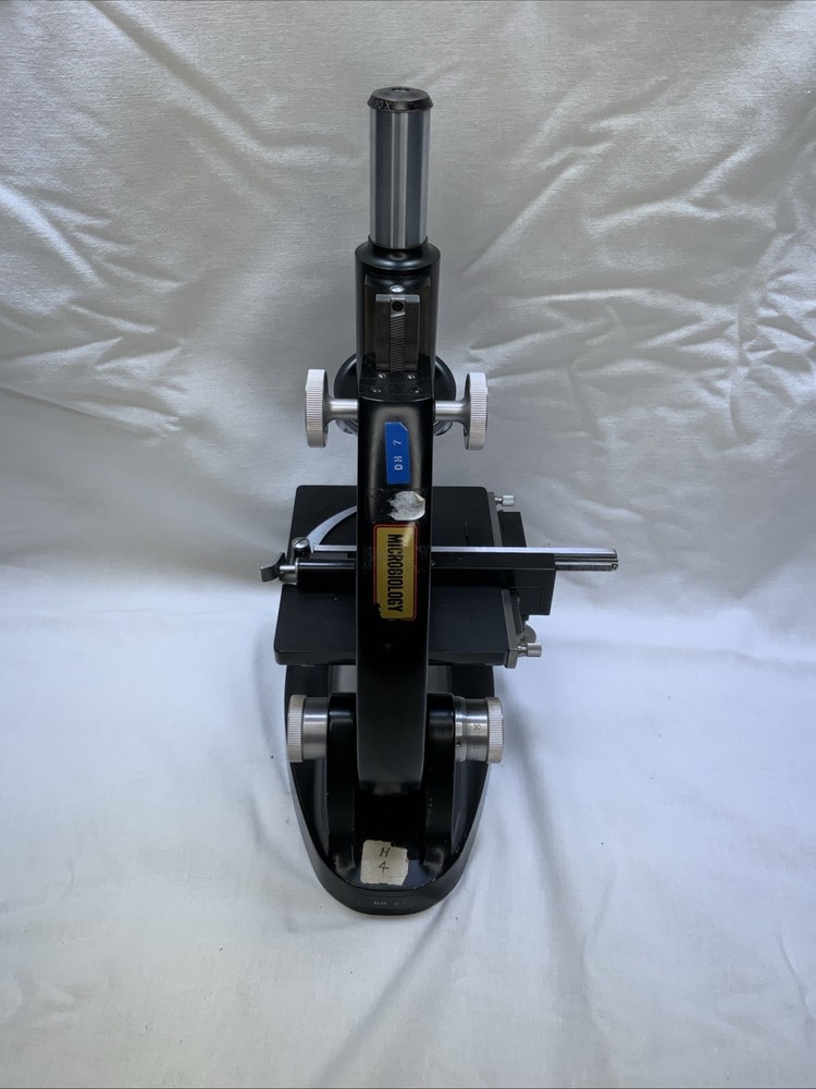 Bausch & Lomb Optical Co. Microscope