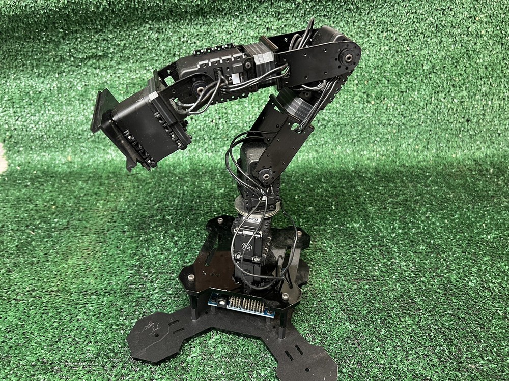 ROBOTIC ARM with Arbotix-M and Dynamixel AX-12A Servos