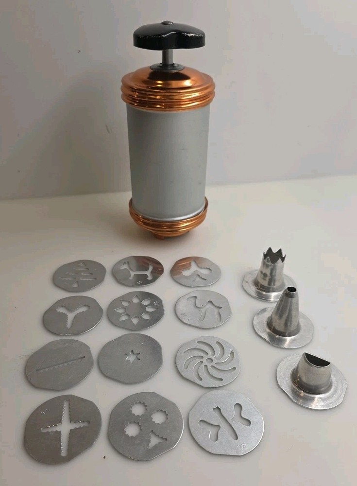 Mirro Cookie Press & Pastry Cake Decorator 12 discs 3 tips VTG