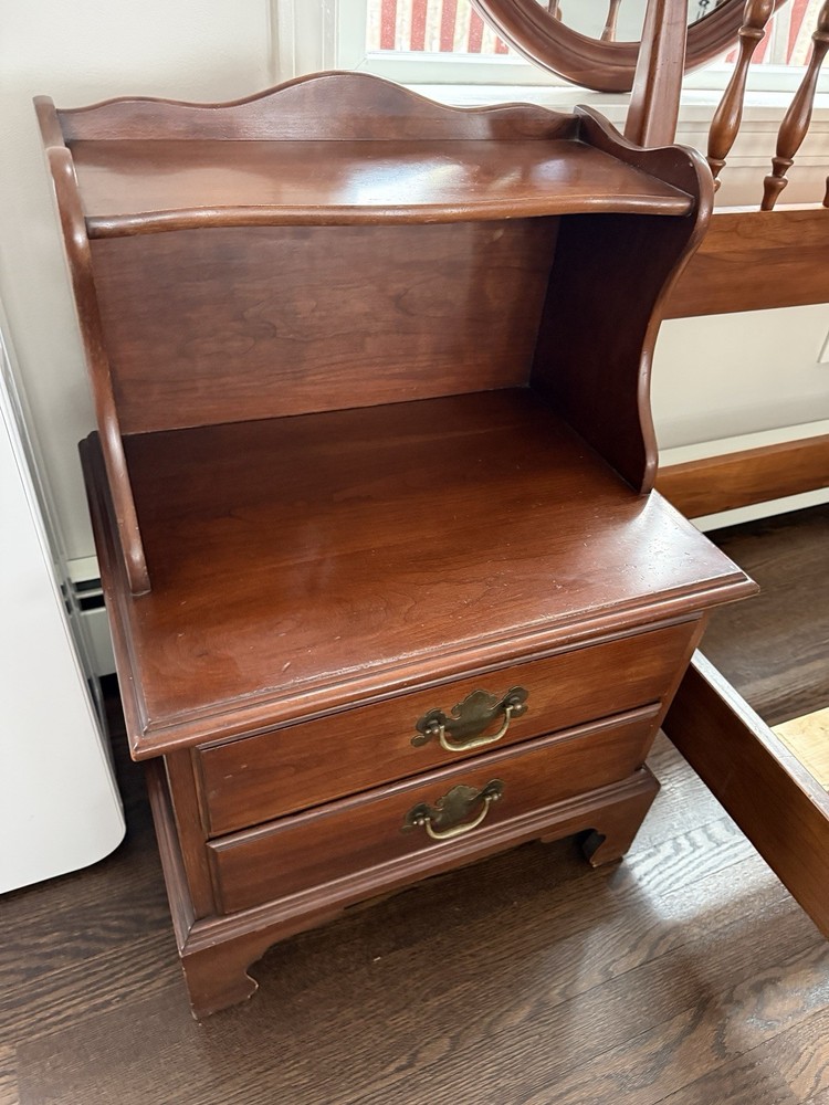 Full Bedroom Set w/ Bedframe, Headboard, Nightstand, Mirror (Cherry)