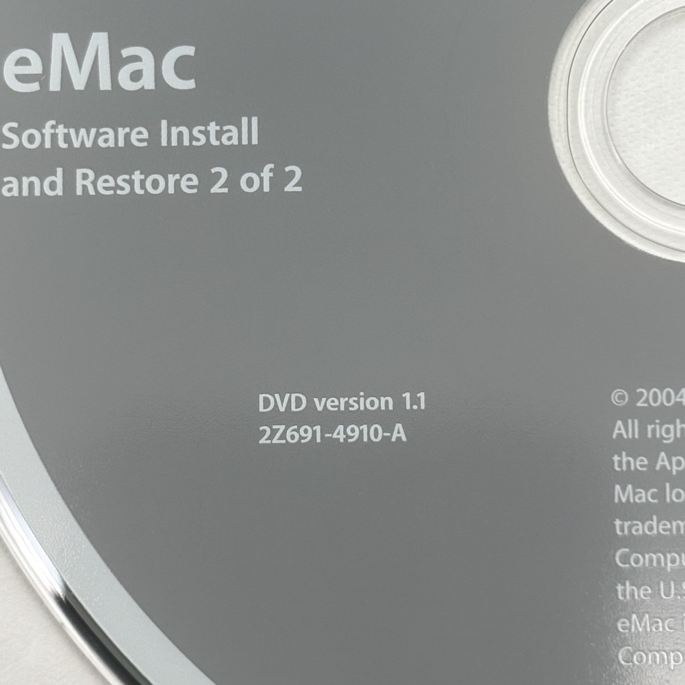 Apple Macintosh eMac (2004) Software Install/Restoration CD’s