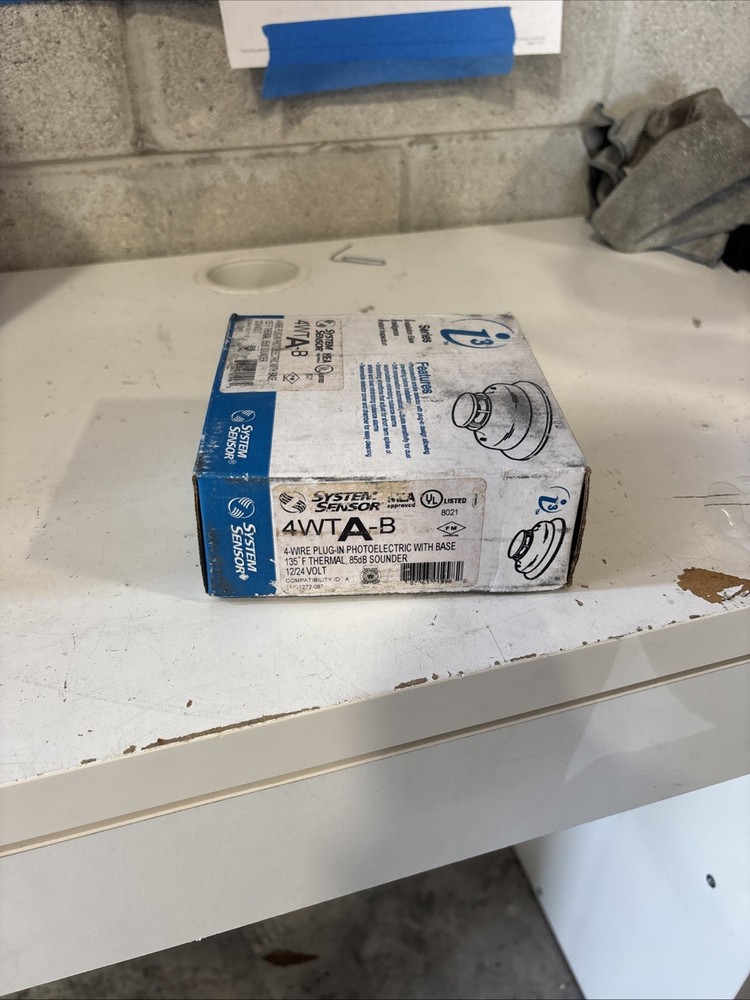 System Sensor 4WTAR-B Smoke Detector, 4-Wire -