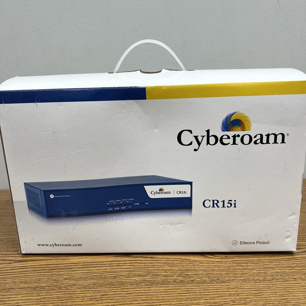 Cyberoam CR 15i UTM Firewall
