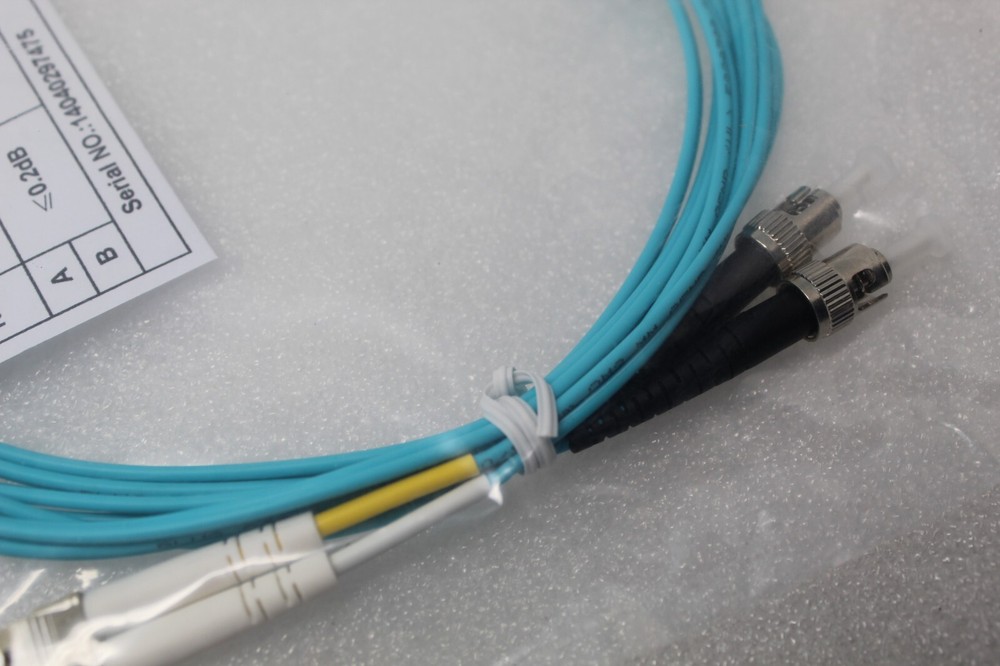 NEW Belkin FSPDD13.03M Network Cable Fiber Optic Patch Cable