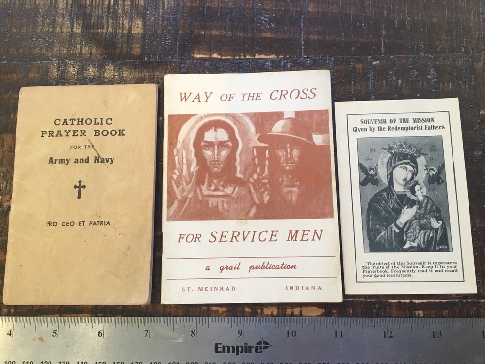 ORIGINAL WWII US PRAYER BOOK PAIR