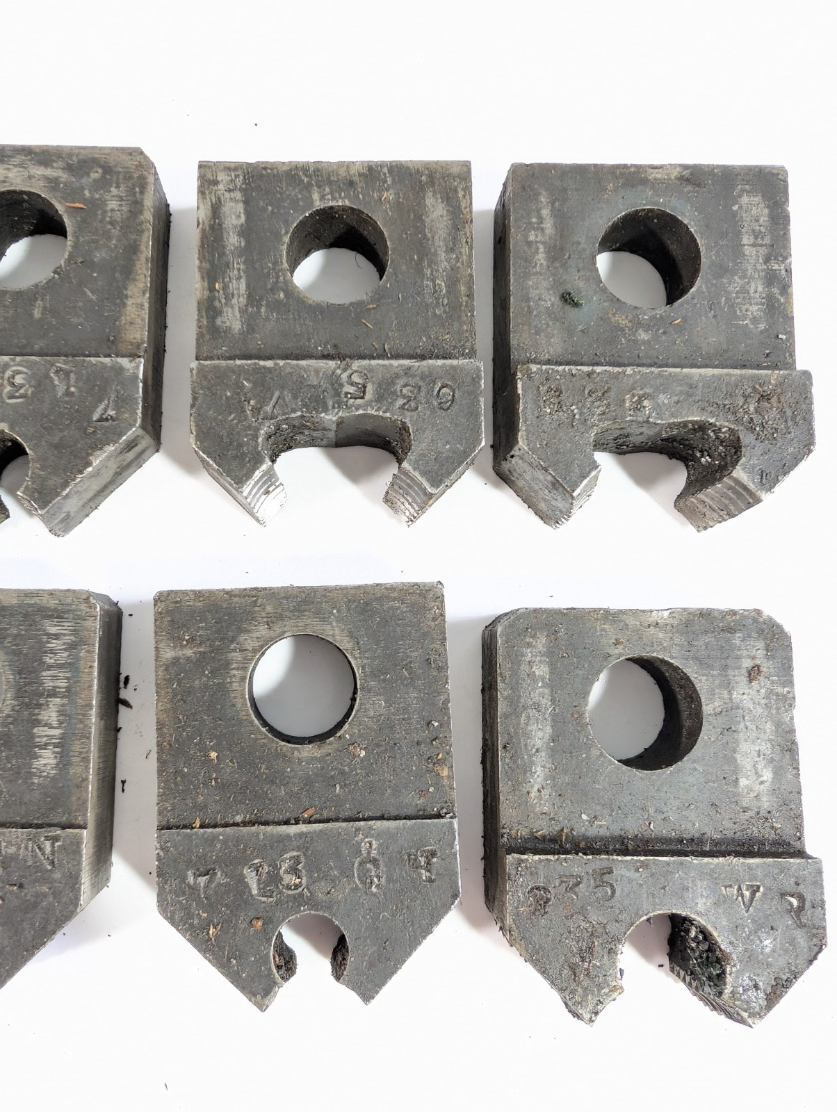 Armstrong Manual Pipe Threader Set, Die Heads, Handles, Antique