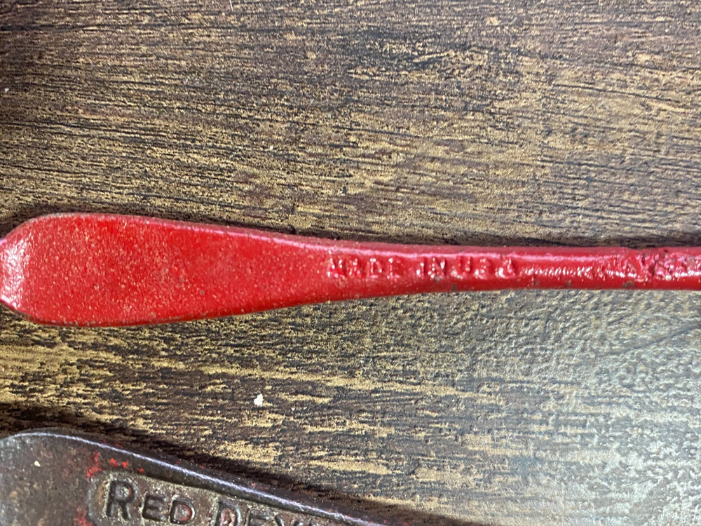 6 Vintage Glass Cutters. Fletcher Red Devil Singer + Selectool Master Sharpener