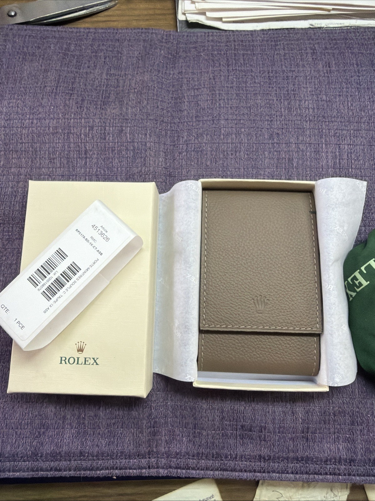 Rolex taupe leather travel pouch.New sealed In Box. Dealer New version Gift 🎁