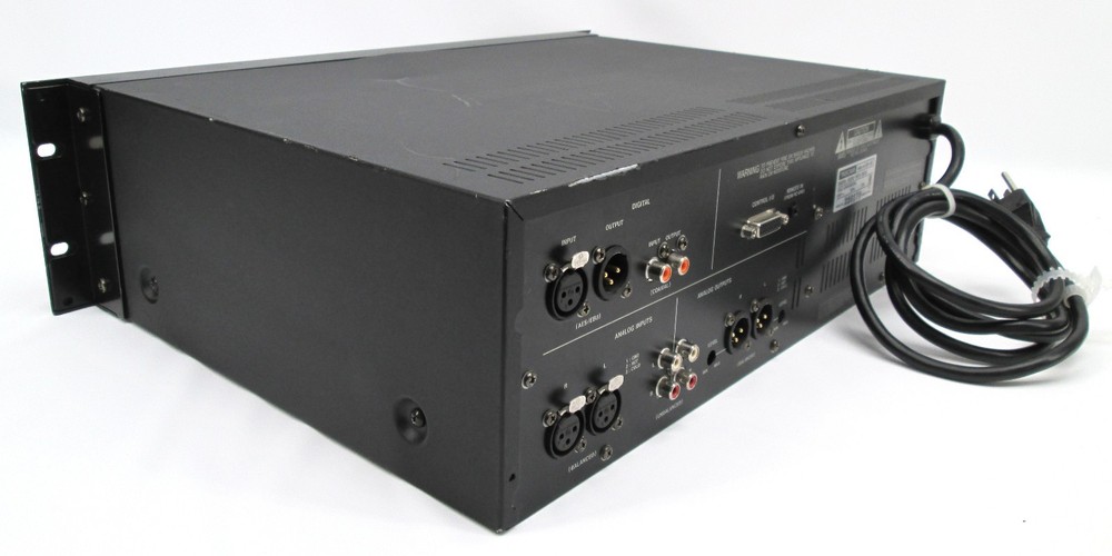 Tascam DA-40 Digital Audio Tape Deck DAT Player/Recorder