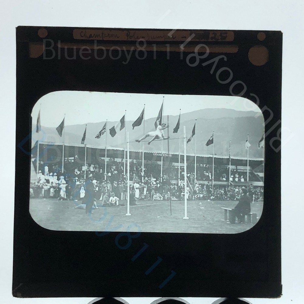 Champion Pole jumper magic lantern