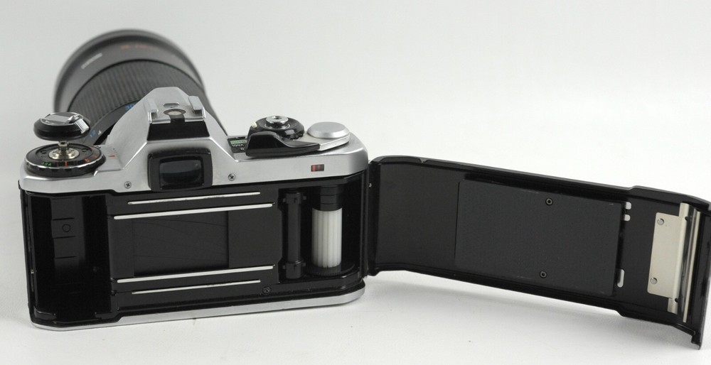 Pentax ME w/28-210 & camera bag