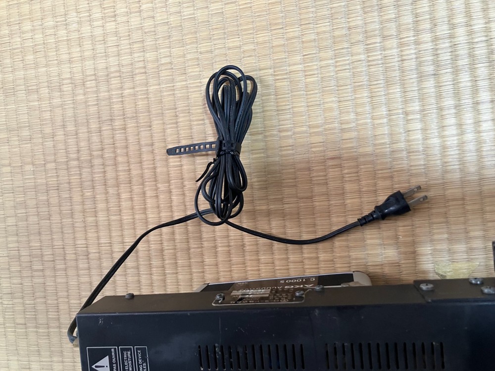 Roland GP-8 Guitar Effects Processor Multi Effector Rack Unit Used