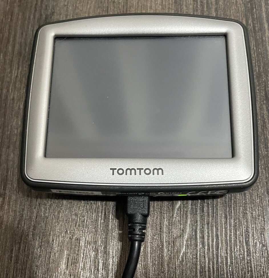 TomTom N14644 Automotive GPS