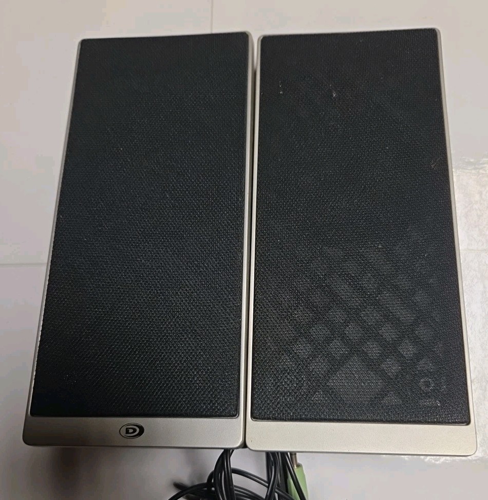 Durabrand UC‑280 USB Powered Computer Speakers 2.0 Channel Black
