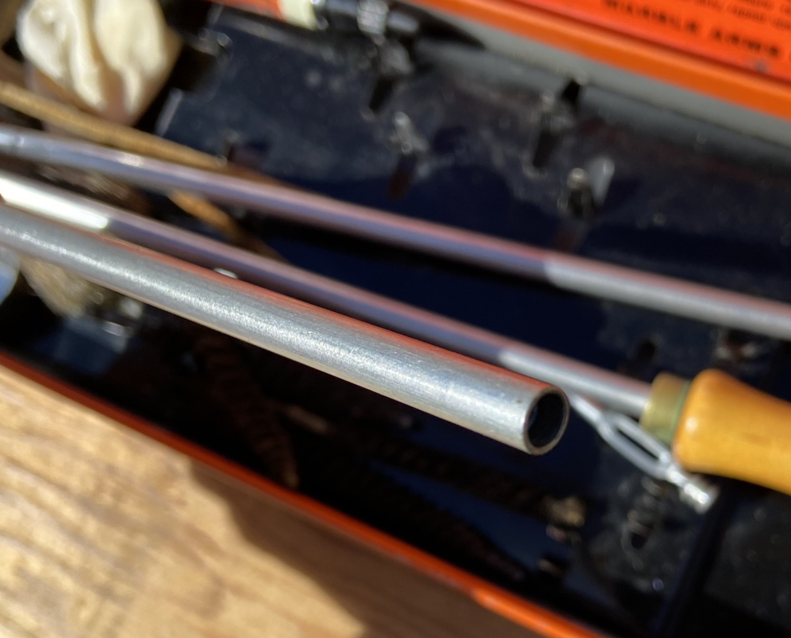 Old Vintage MARBLE'S GUN CLEANING KIT Metal Tin Box w/ Rod and some Accessories