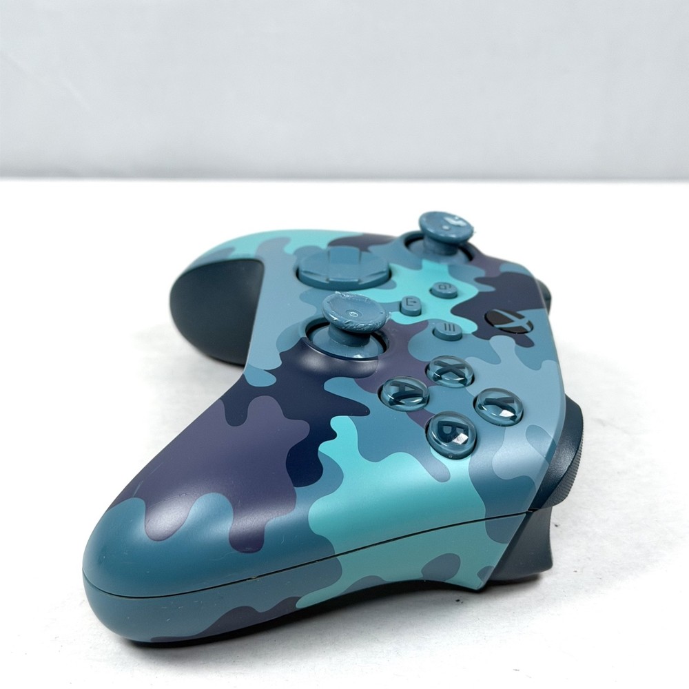 Microsoft Xbox One Wireless Controller 1914 / Blue Camo Edition / Tested / Works