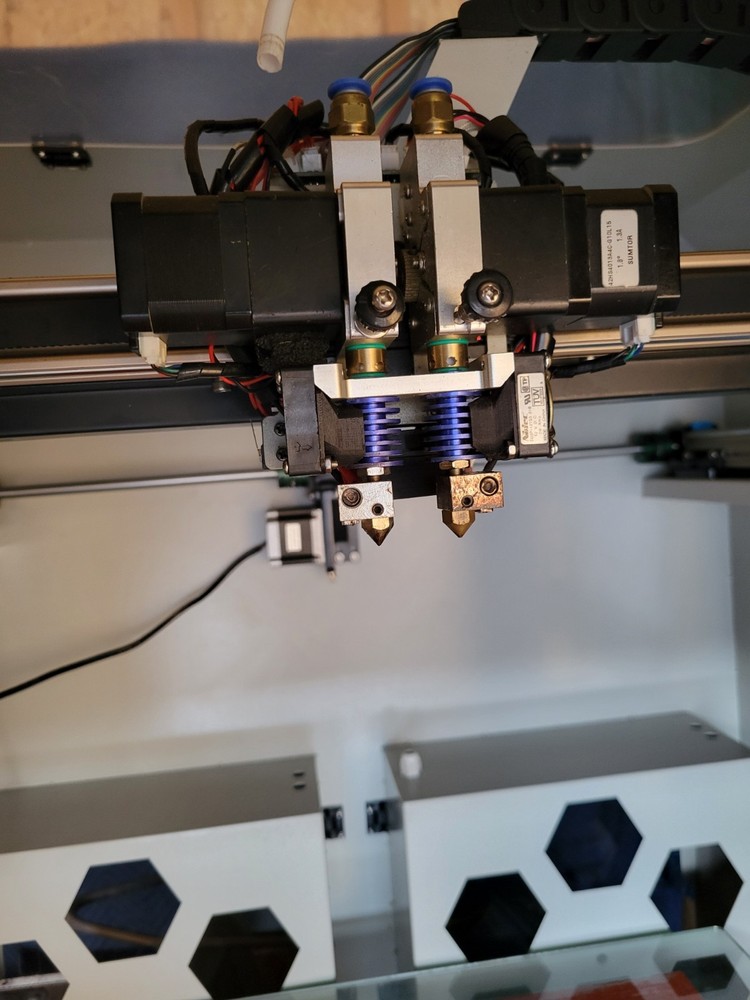 Creatbot D600, Fully Enclosed, Dual Extruder
