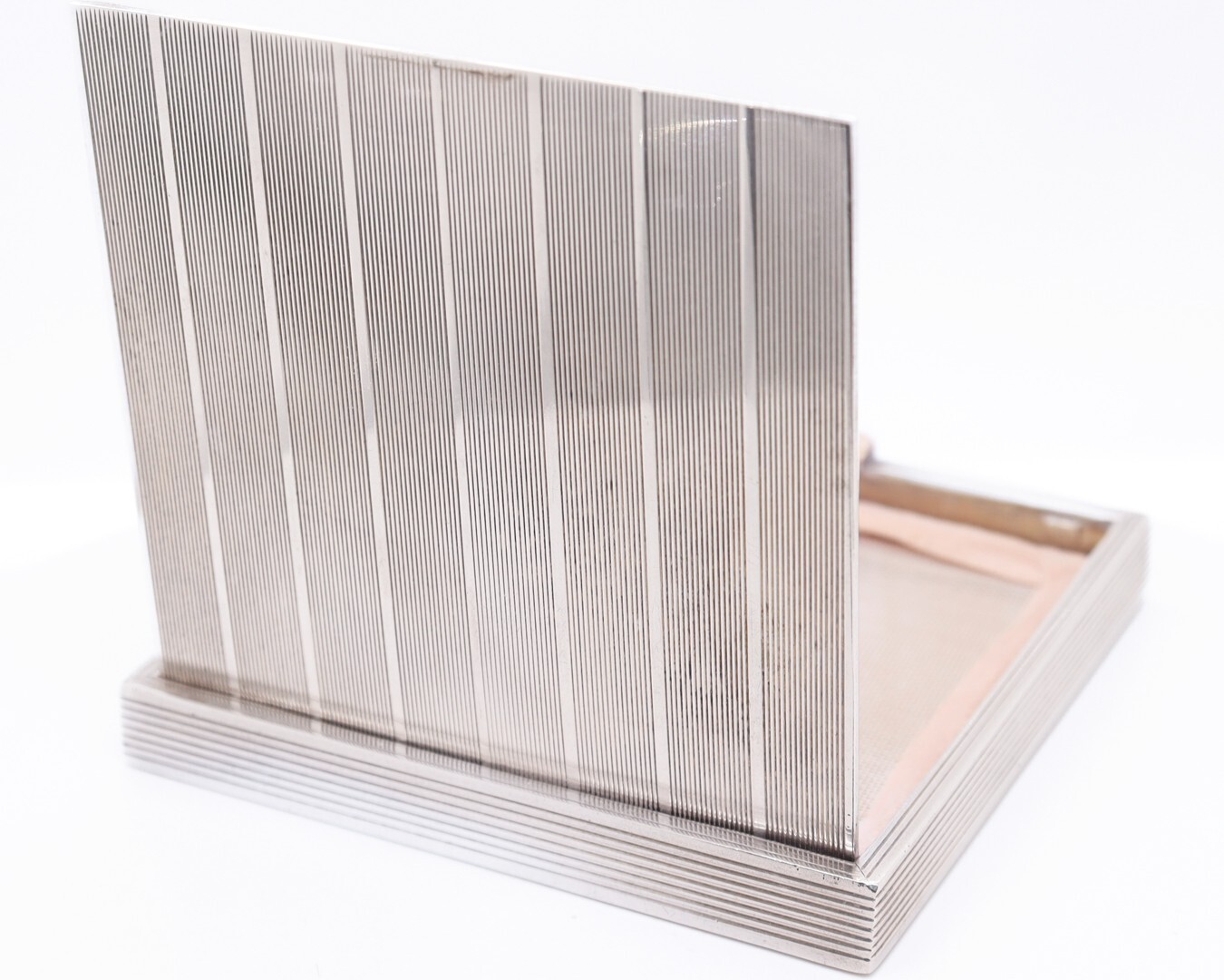 Machine Age David Sutton & Sons English Sterling Silver Engine Turned Compact