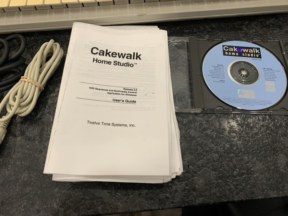 Quickshot MIDI Composer Keyboard Controller Computer Music Vintage