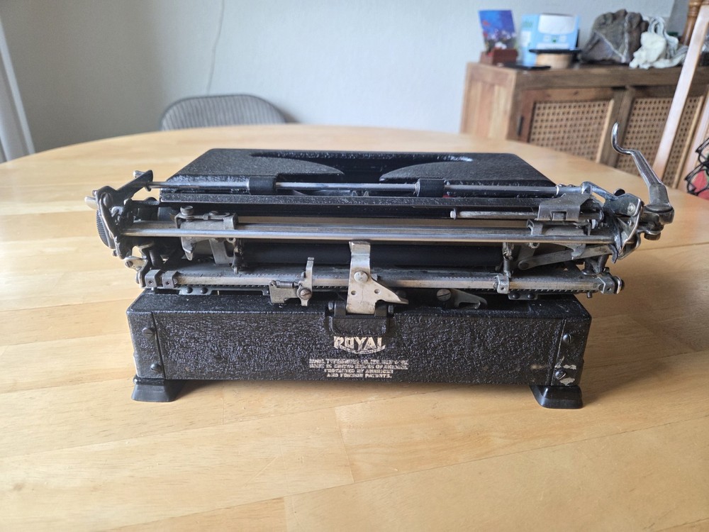 Royal Quiet De Lux Model A Portable Typewriter Refurbished Working