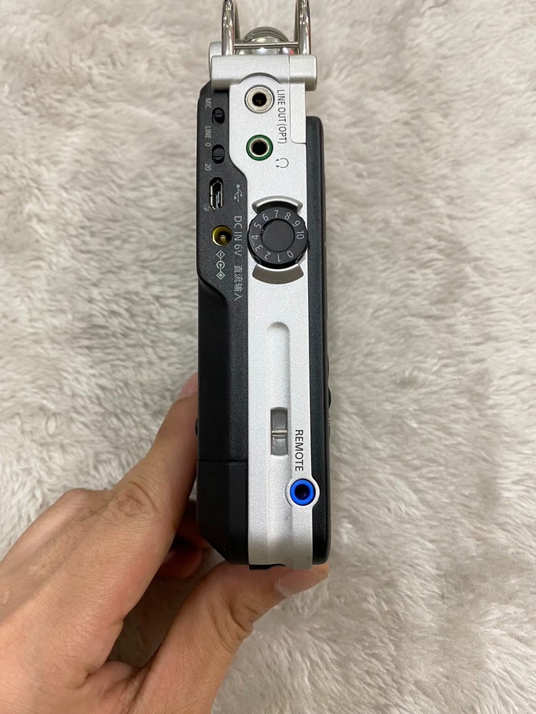 Sony PCM-D100 High-Resolution Digital Linear PCM Audio Recorder-96kHz/24-bit