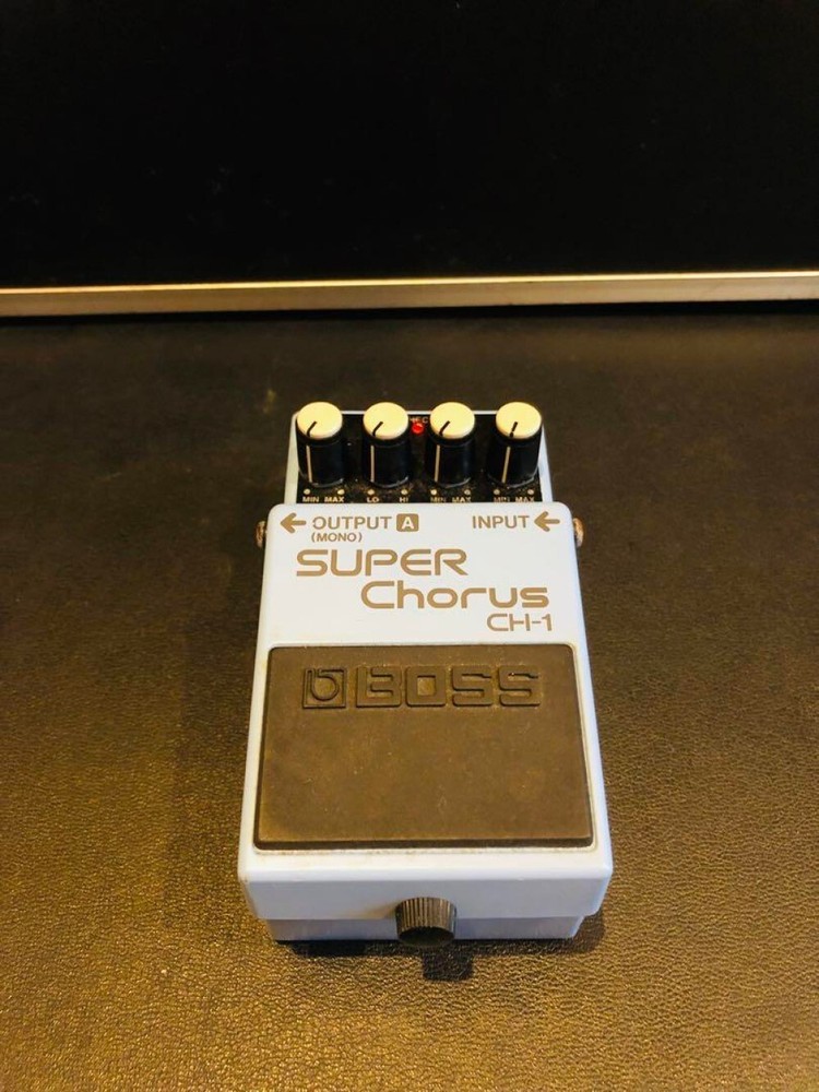 BOSS SUPER Chorus CH-1 Guitar Effector Used