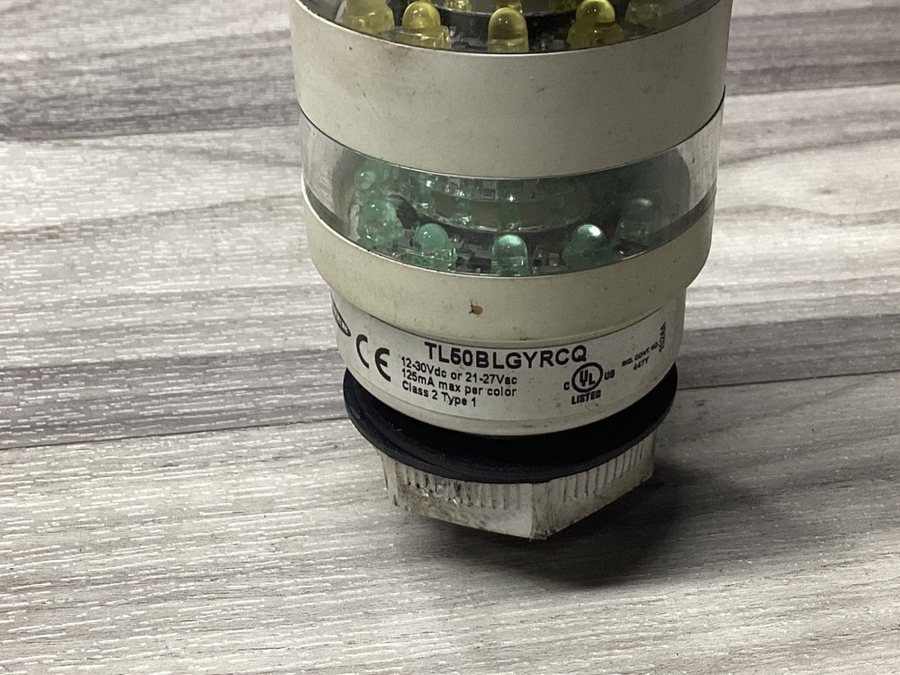 BANNER ENGINEERING TL50BLGYRCQ STACK LIGHT #115N124