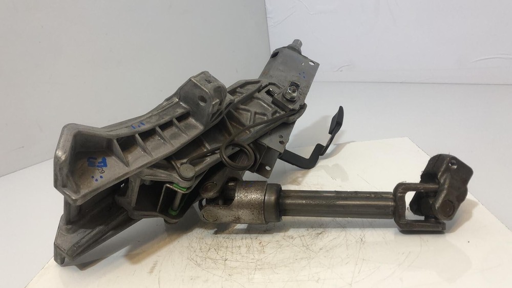 2008 FORD GALAXY STEERING COLUMN F3