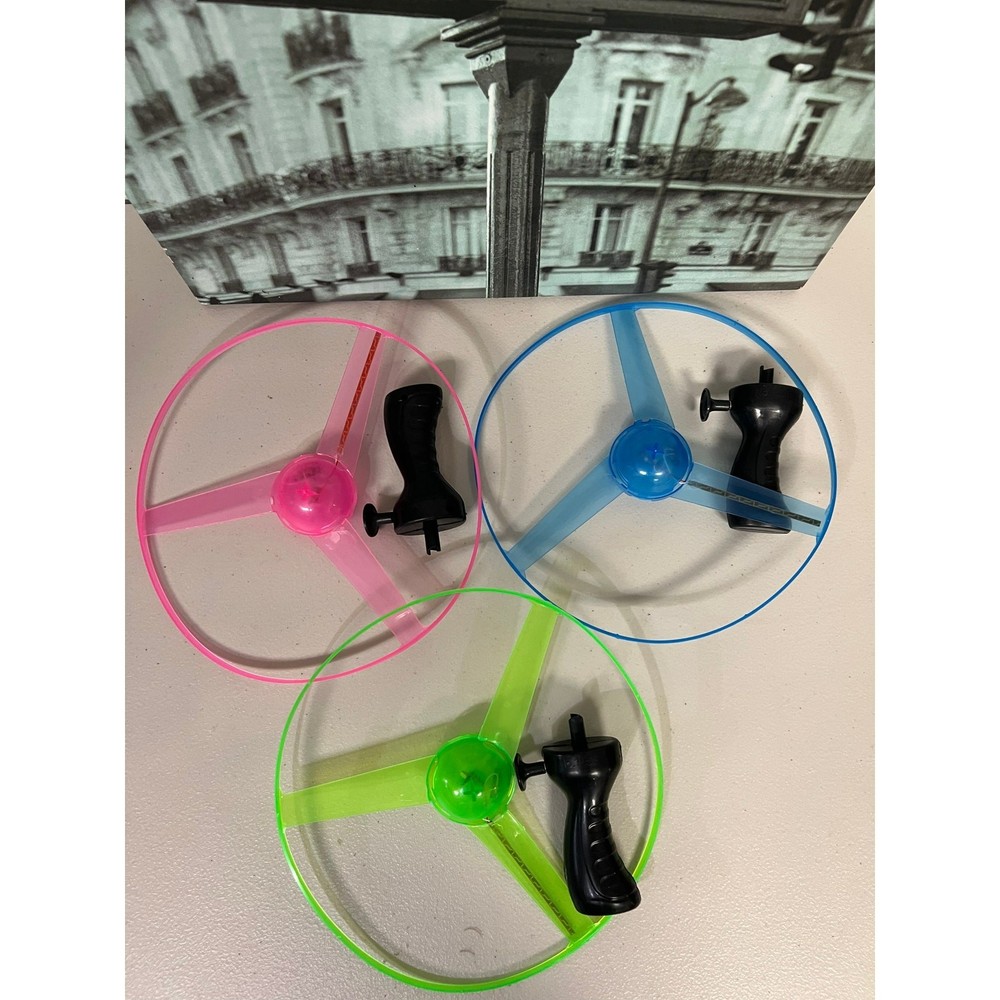 3 Pack LED Pull String Flying Disc Toy No Battery Hand Launch Flying Saucer