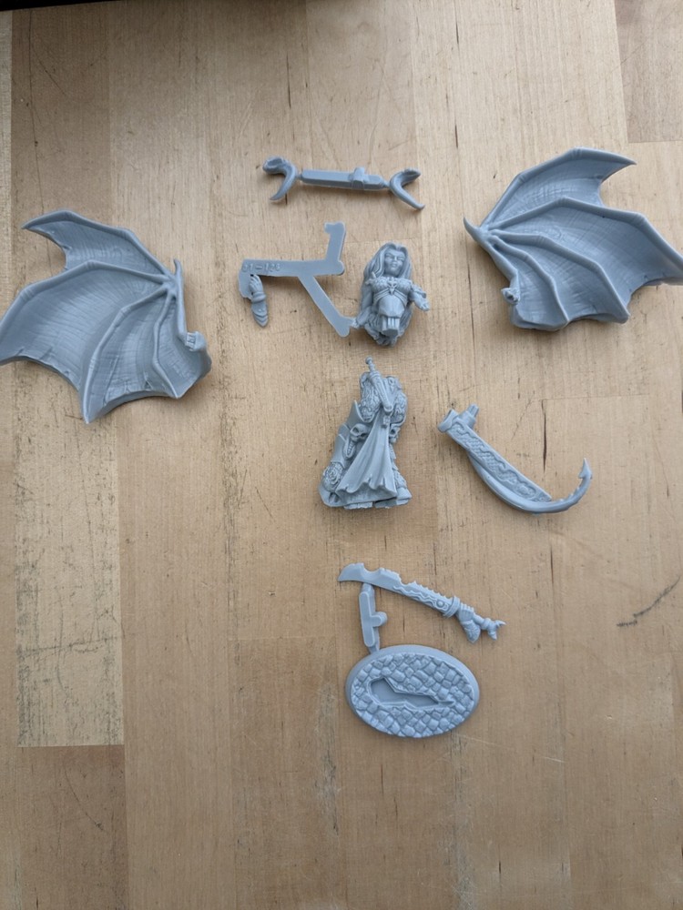 Reaper Bones Demon Queen Of Hell